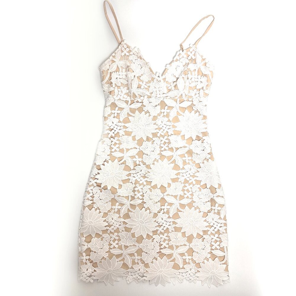 NEW with tags - GUESS Lace Midi Dress - Size 0